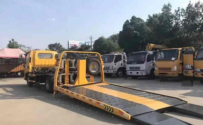 桐城汽车中途维修案例